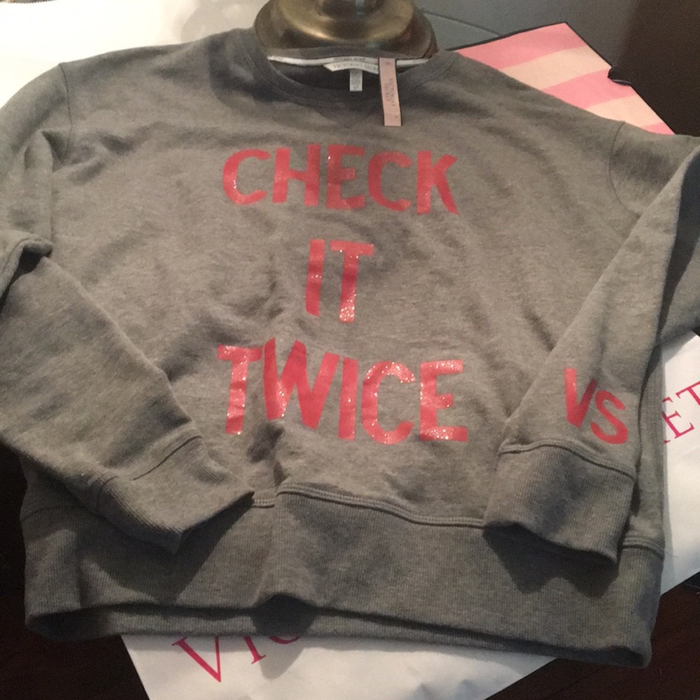 SOLD❌Victoria’s Secret sweatshirt - Picture 1 of 3